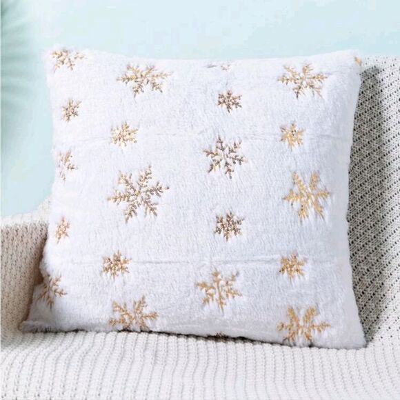 Snowflake Fuzzy Pillow Cover - Picture 3 of 4
